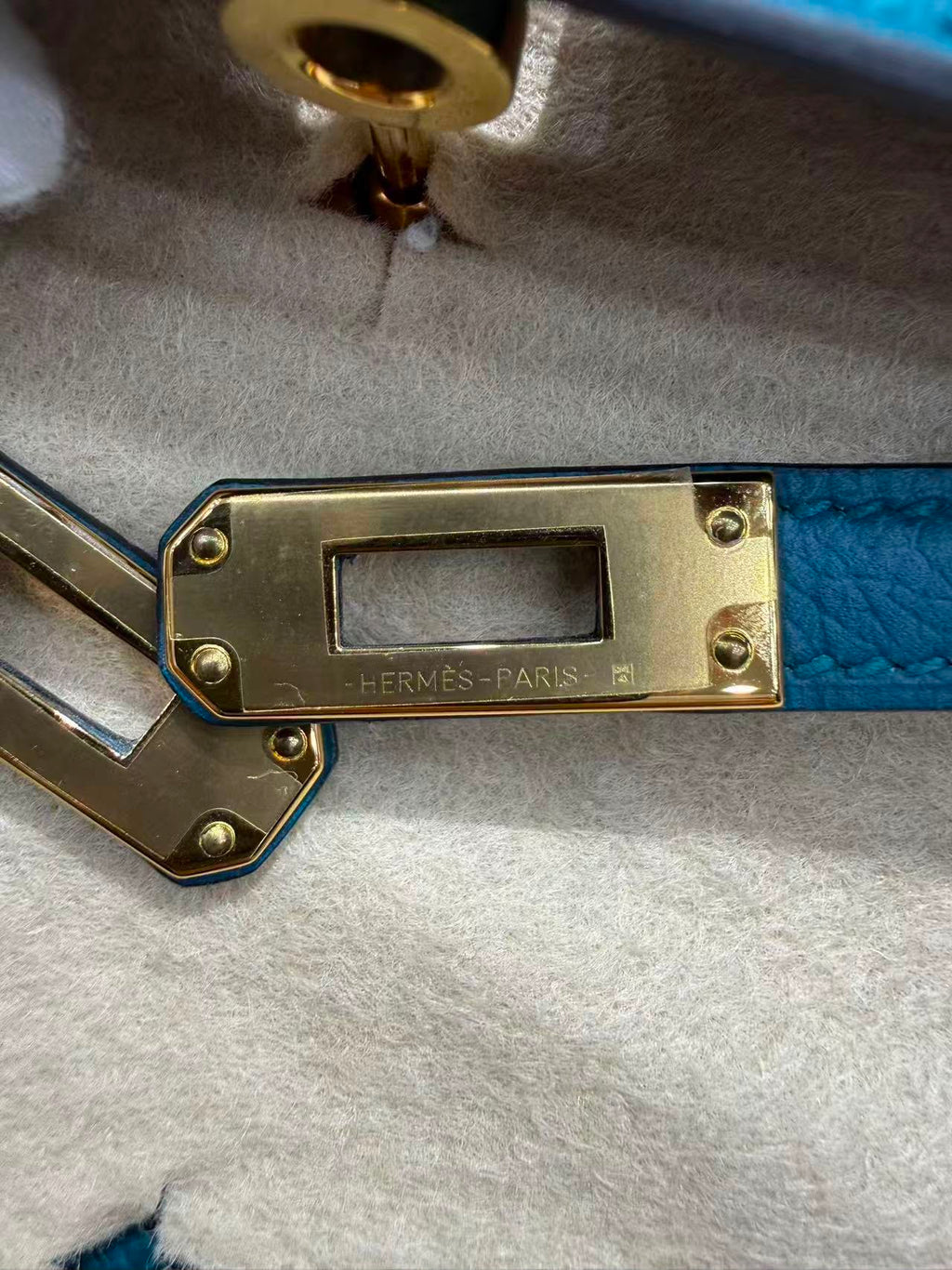 Hermès Kelly 25 Sellier, vert bosphore, cuir epsom, métal doré